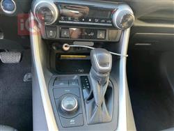 تۆیۆتا ڕاڤ 4